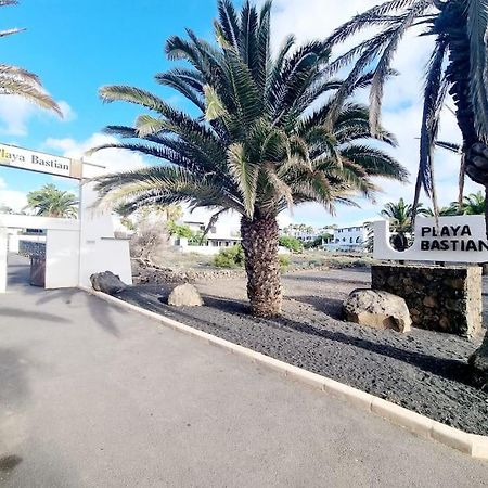 Apartmán Playa Bastian First Line Of The Sea Costa Teguise Exteriér fotografie