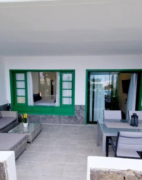 Apartmán Playa Bastian First Line Of The Sea Costa Teguise Exteriér fotografie