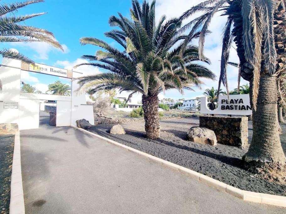 Apartmán Playa Bastian First Line Of The Sea Costa Teguise Exteriér fotografie