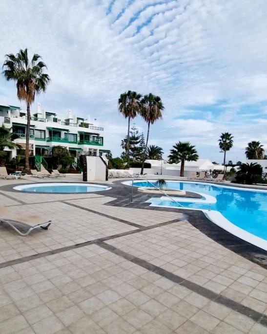 Apartmán Playa Bastian First Line Of The Sea Costa Teguise Exteriér fotografie