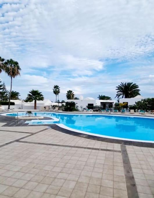 Apartmán Playa Bastian First Line Of The Sea Costa Teguise Exteriér fotografie